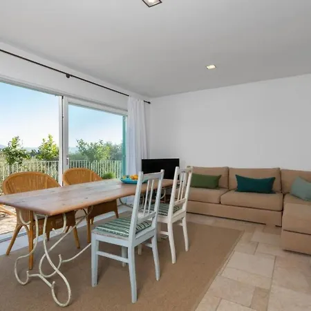 Traumhaftes Mit Grosser Terrasse By Interhome Appartement