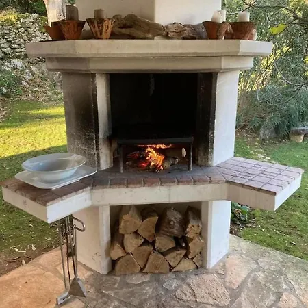 Traumhaftes Mit Grosser Terrasse By Interhome *